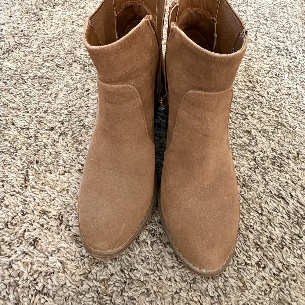 Women's Tan Ankle Boots